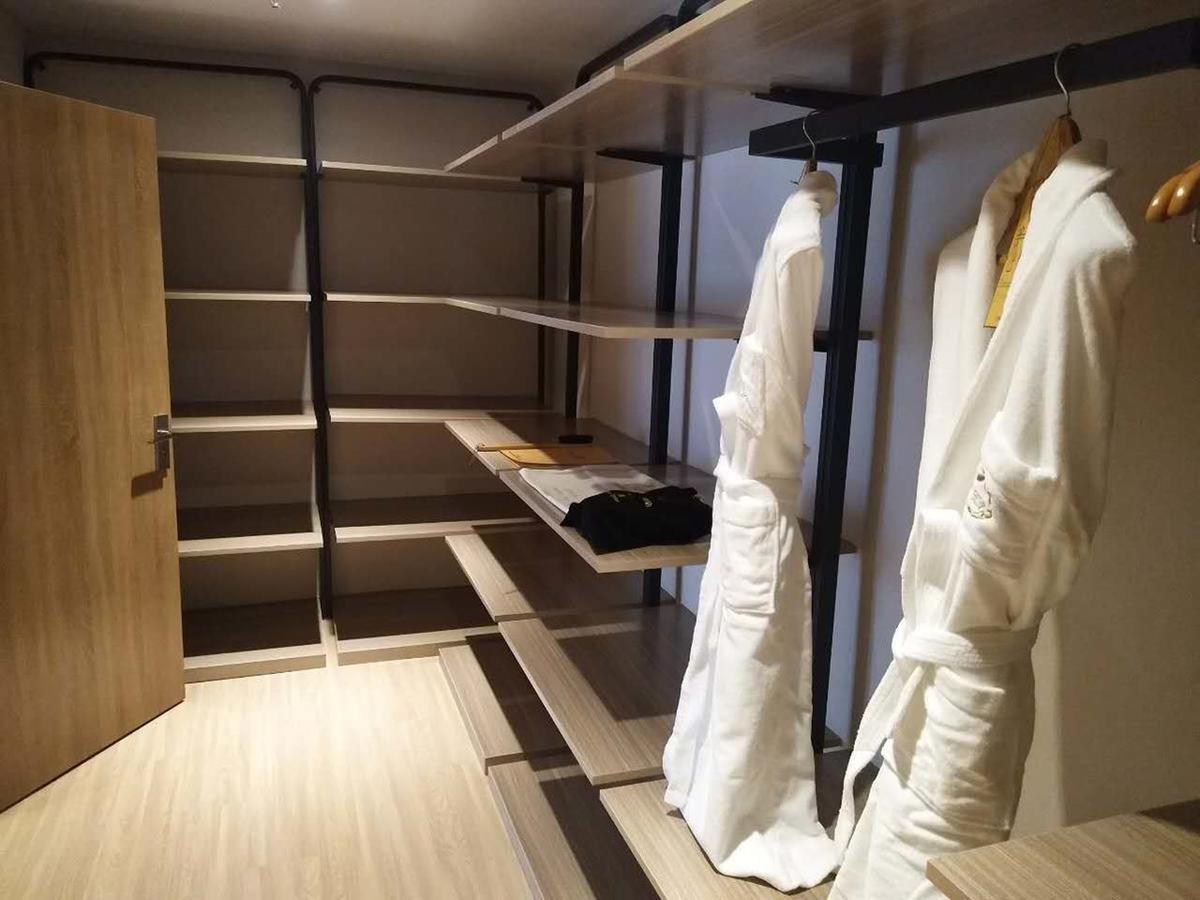 Home Plus Suite Hotel And Apartment Wuhan Esterno foto