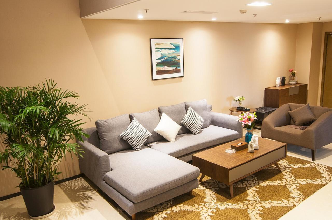 Home Plus Suite Hotel And Apartment Wuhan Esterno foto